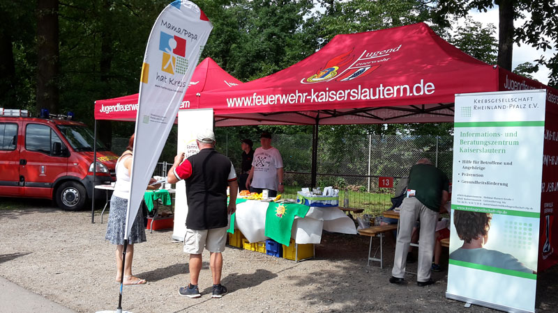 Werde Sonnenbrandschutzer Praventionsaktion Auf Dem Stadionfest Des 1 Fc Kaiserslautern Mama Papa Hat Krebs Kaiserslautern E V